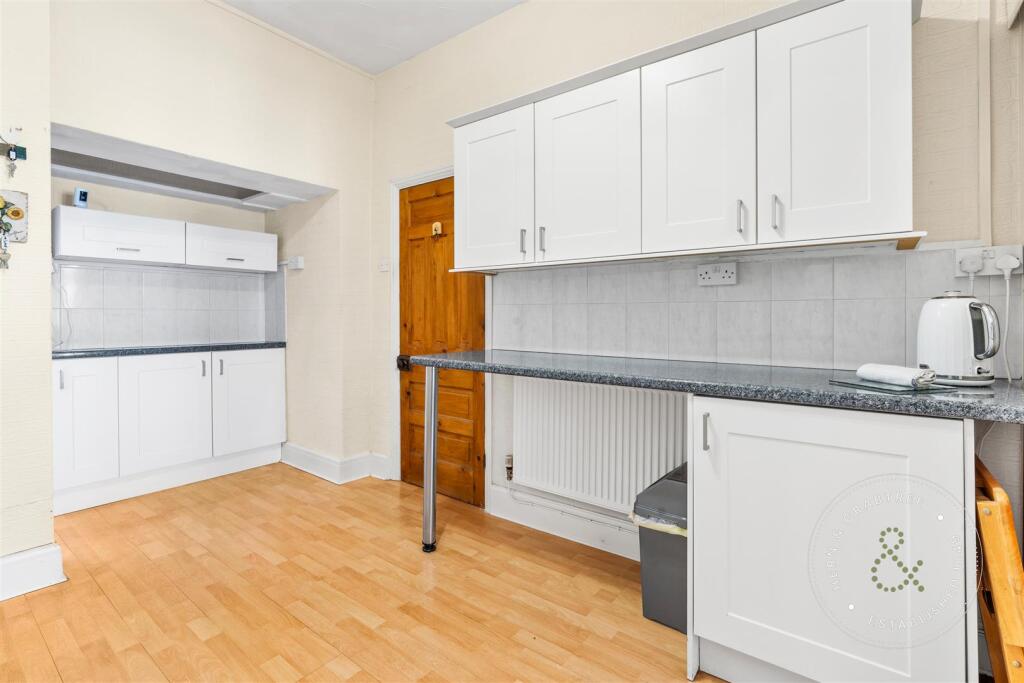 Roath Court Place, Hern Crabtree (15).jpg