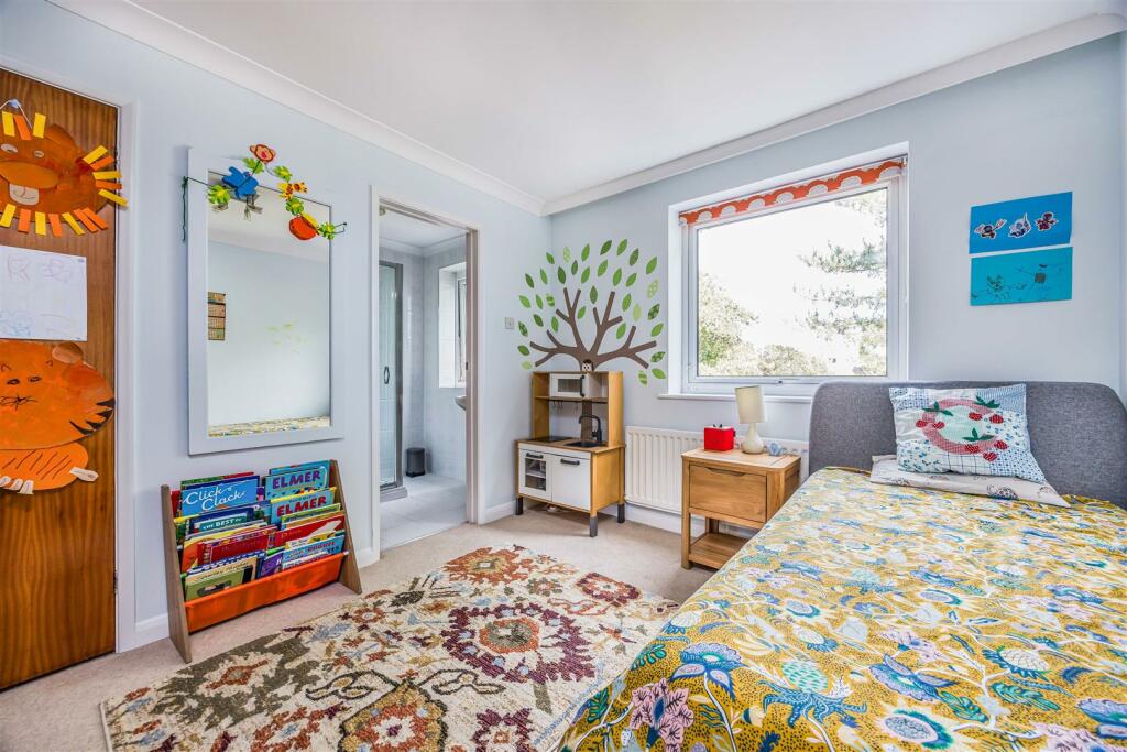 19 Viewpoint, 7 Sandbourne Road, Bournemouth-Small