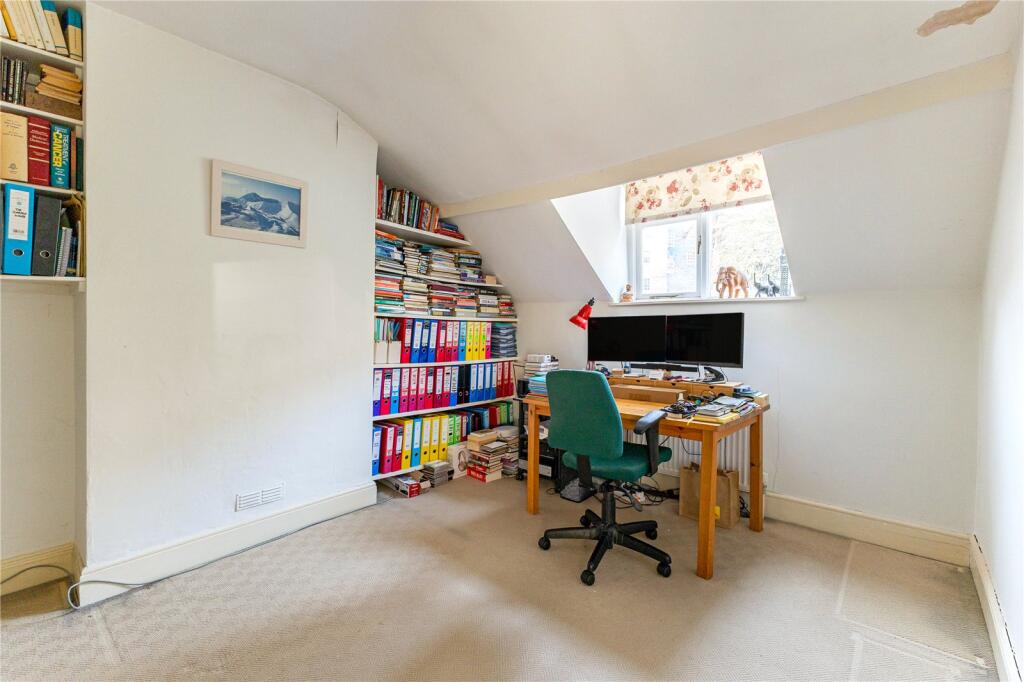 Bedroom Two/Study