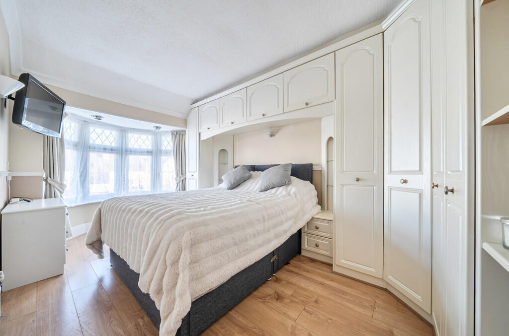 bedroom1