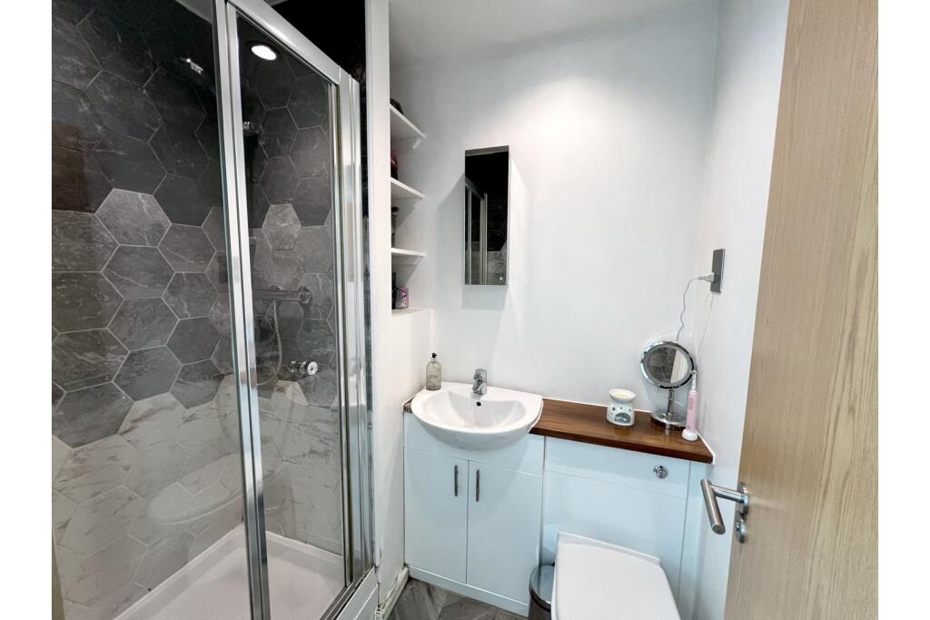 En-suite Shower Room