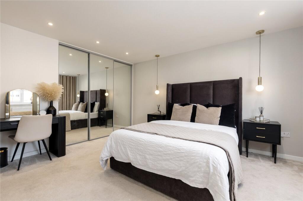 Bain Street 23