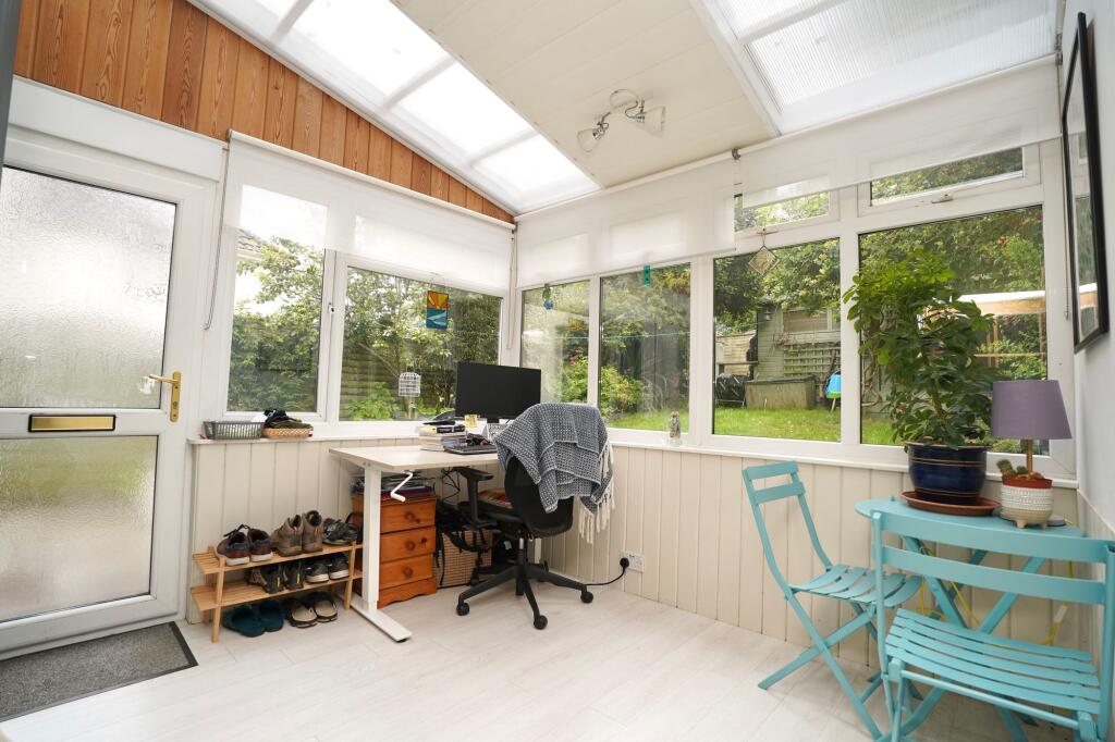 Breakfast Area And Utility