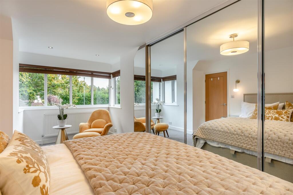8665443-interior24.jpg