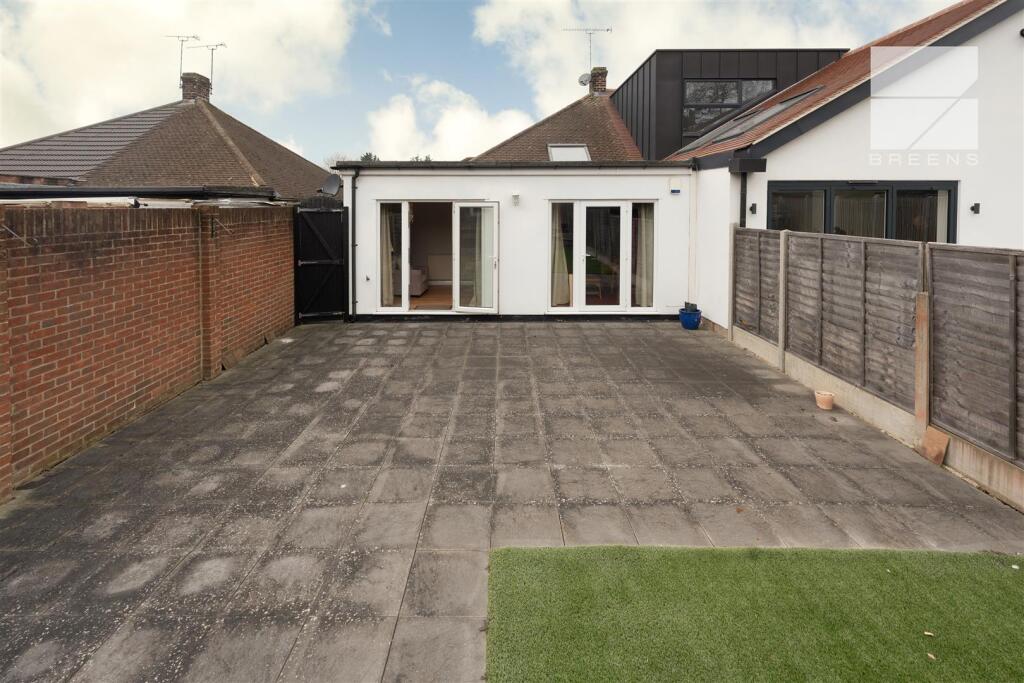 16 Drysdale Avenue_0039.jpg