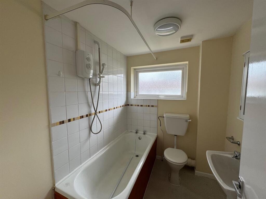vicarage 7.jpg
