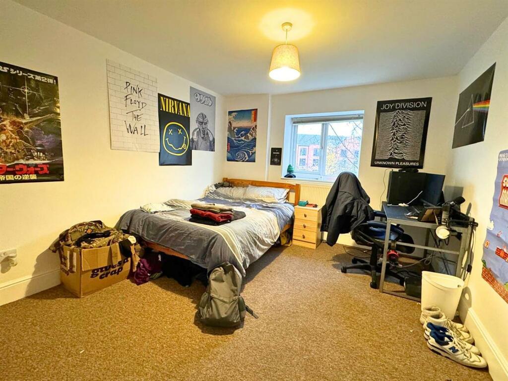 PHOTO-2024-12-02-12-10-42 5.jpg