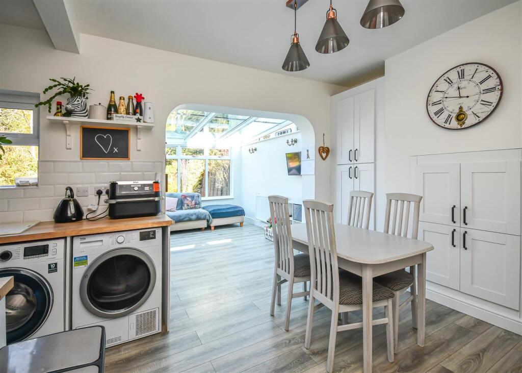 20 Hilston Avenue-Kitchen Family Room (3).jpg