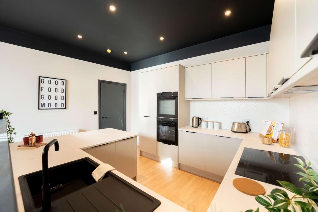 Lower floor kitchen