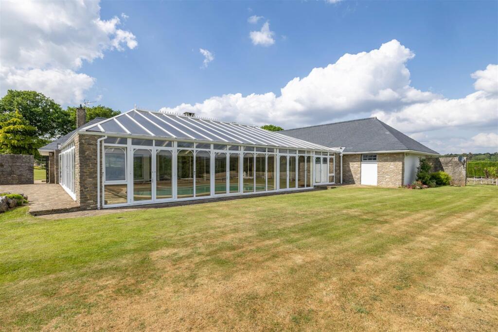 Waverley Court Farm, Monks Walk Farnham, Surrey, G