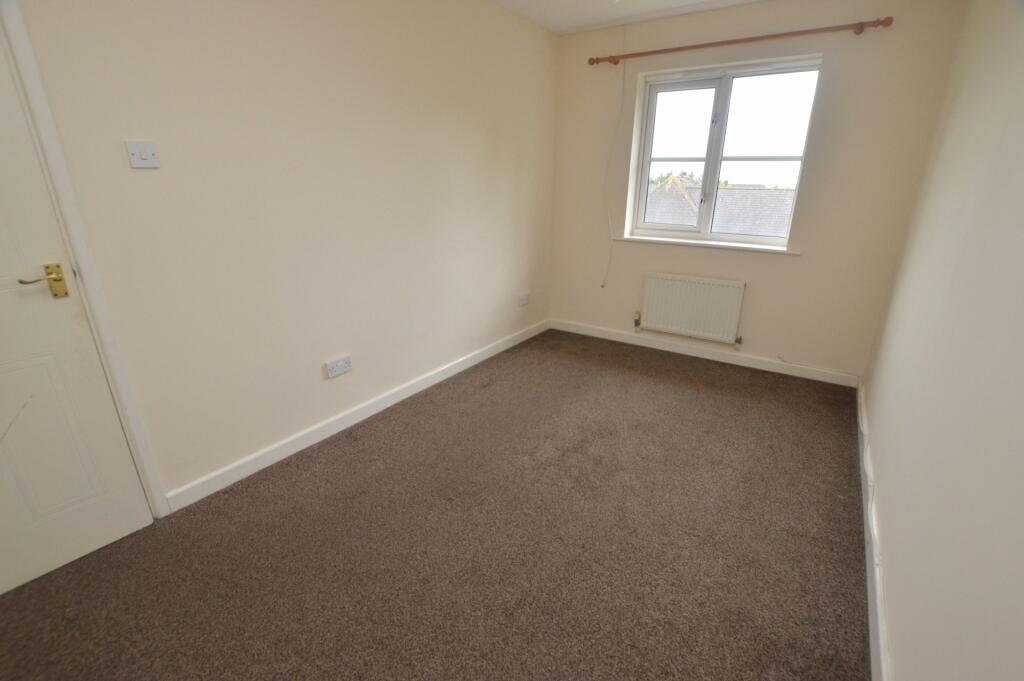 Bedrooom 2