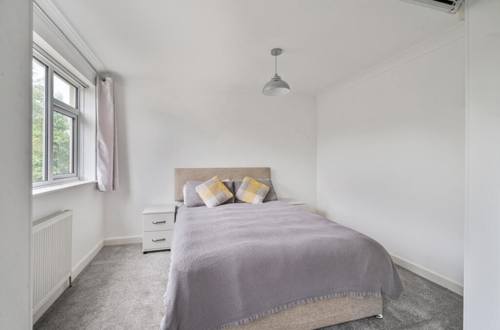 1312573-6-685bc3a...