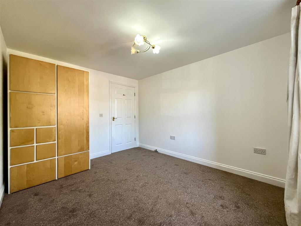 Bedroom 2 Aspect 2