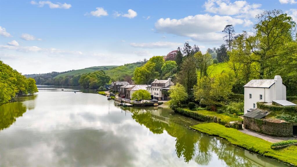 A09 - Turvey Tuckenhay Totnes - 250502.jpg