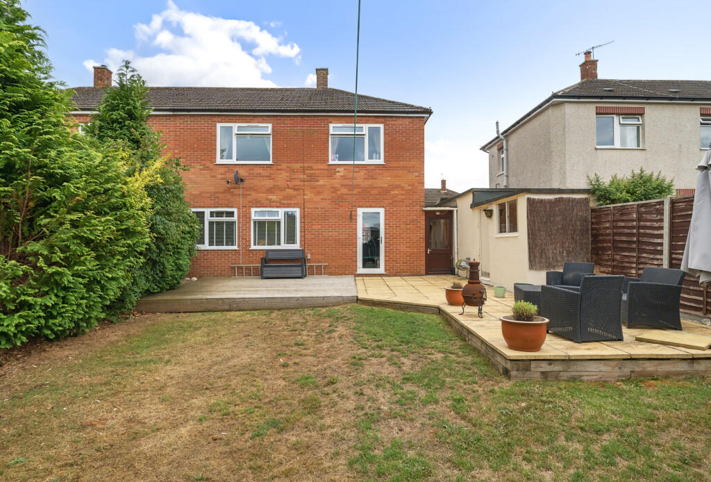 1332488-16-688cdb...