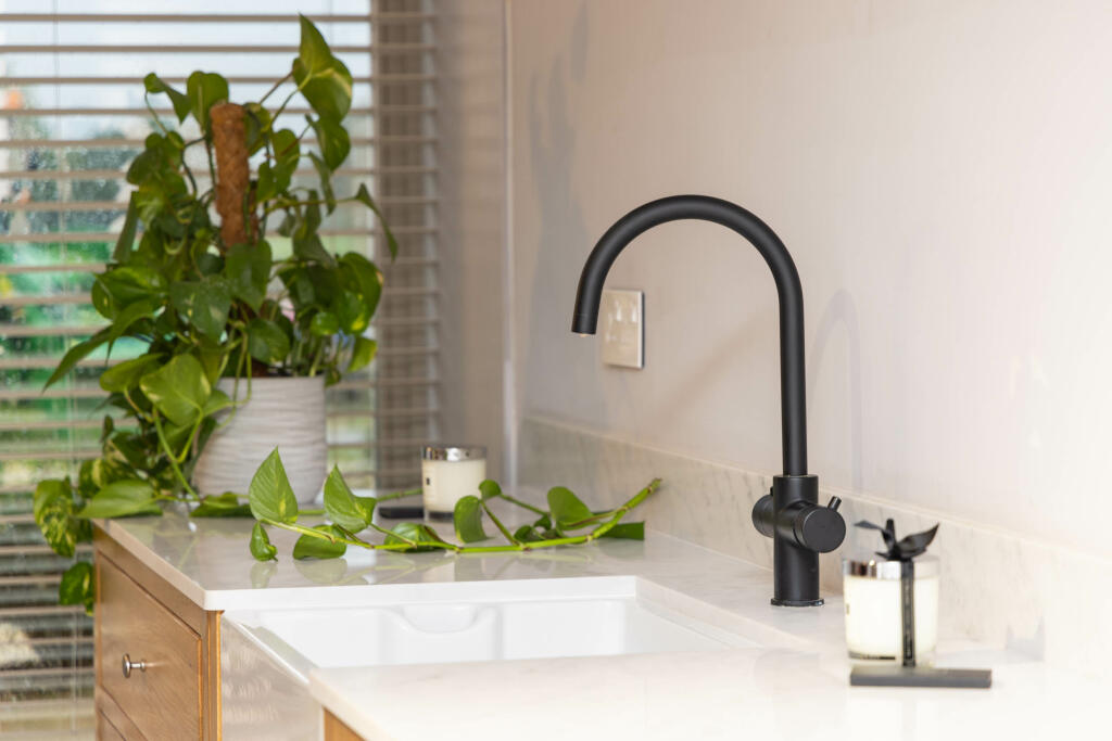 20231011-1309_Maison Haus - Blakeley Stables, Knut