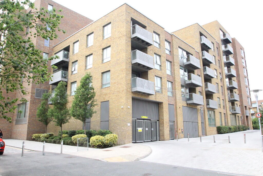 Smithfield Square, Hornsey