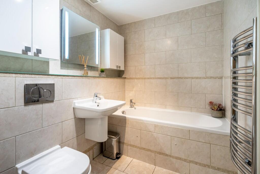 flat 4 80 alma terrace-11.jpg