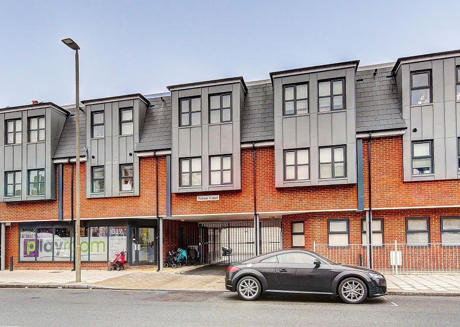 1_nelson_court_319_garratt_lane_image5_12406_4.jpg