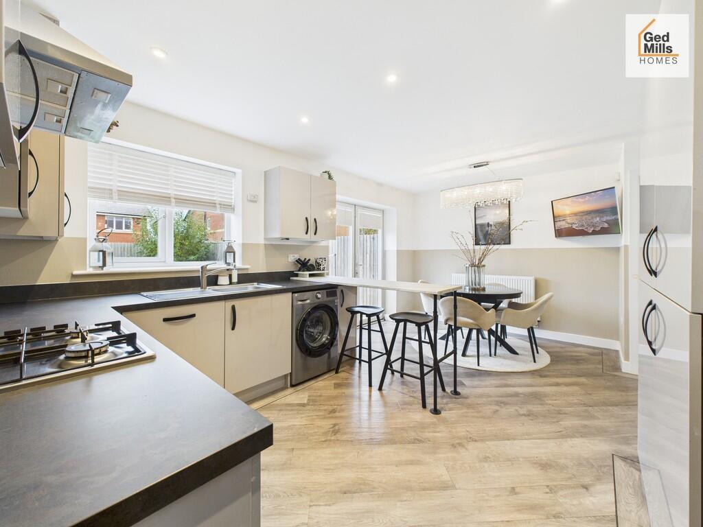 CAM04261G0-PR0115...