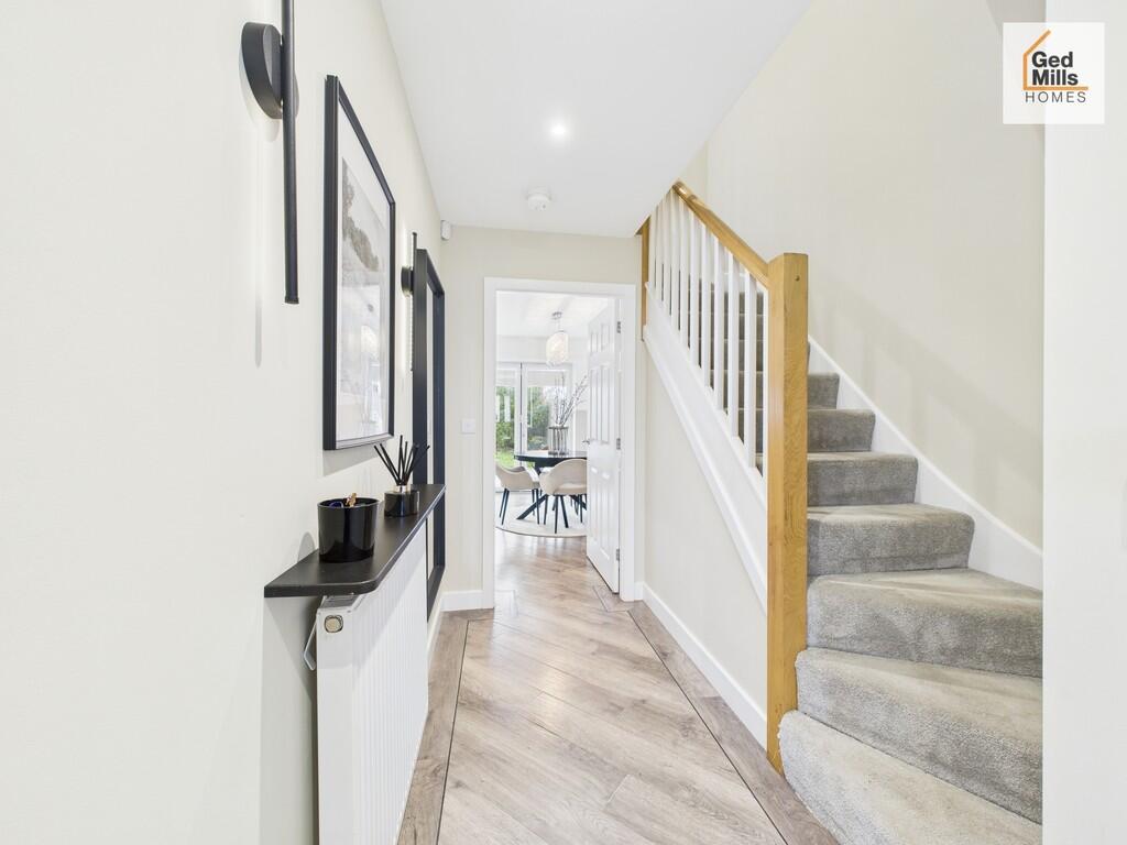 CAM04261G0-PR0115...