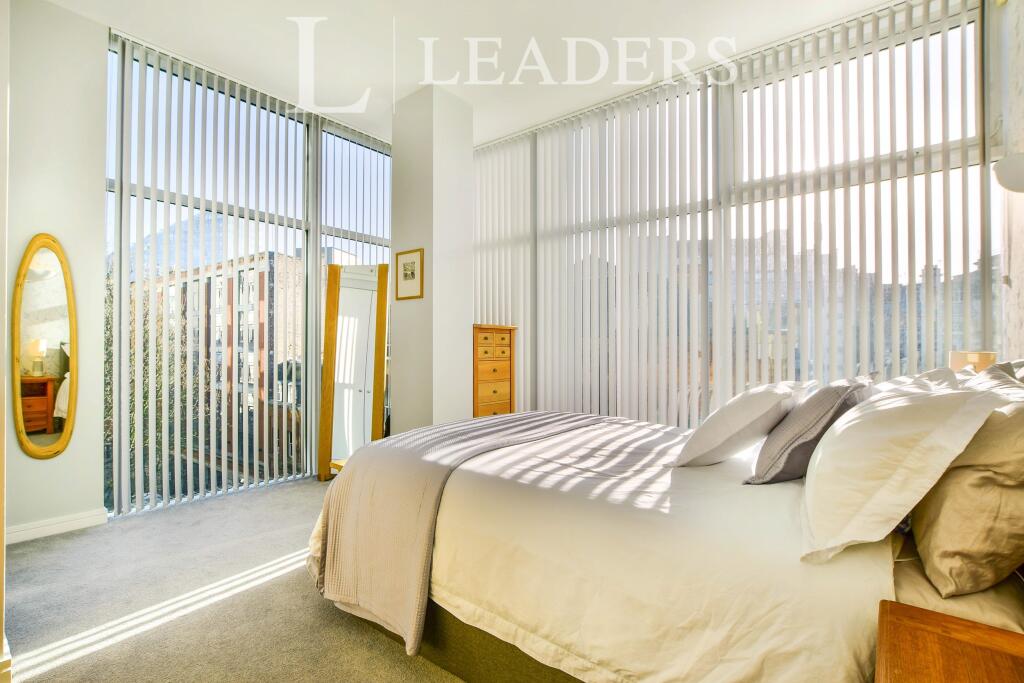 Master Bedroom 2