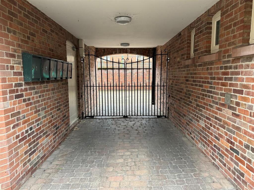 GATES.jpg