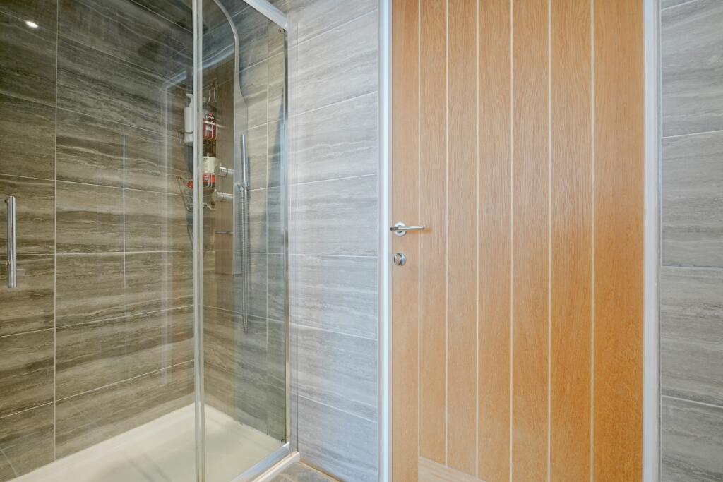 Jack and Jill EnSuite
