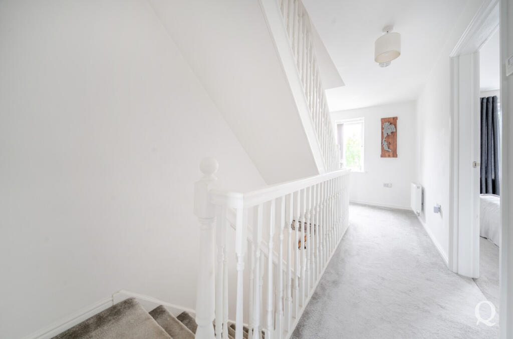 563e90f9-5a40-457...