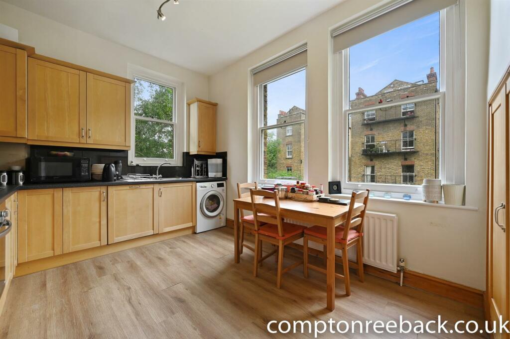 CR - 105 Wymering Mansions - Kitchen3 (1).jpg