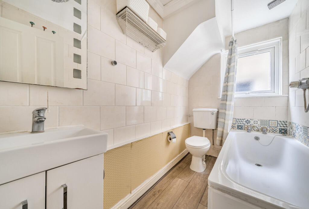 1362175-8-68de8a1...