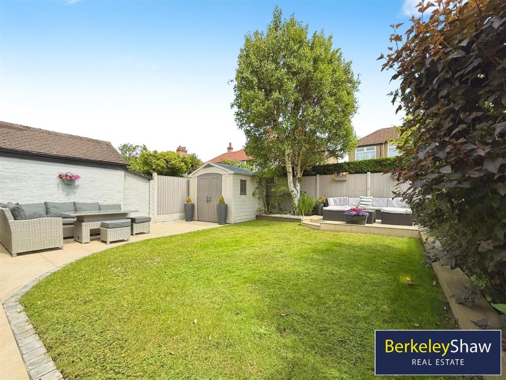 aae1323b--4972-869B-BE5C153B185C-29693-000012AB5B7