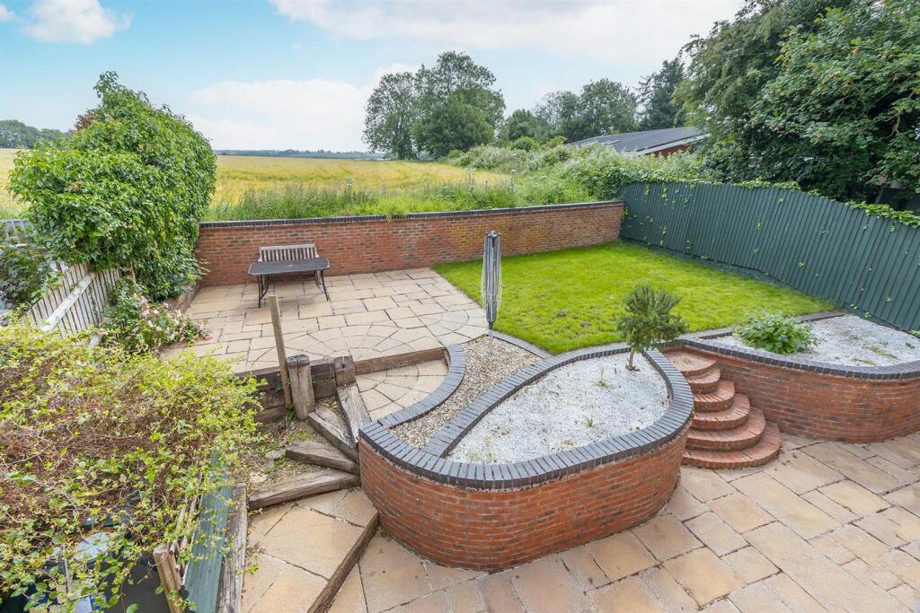 7 The Sycamores, South Kilworth