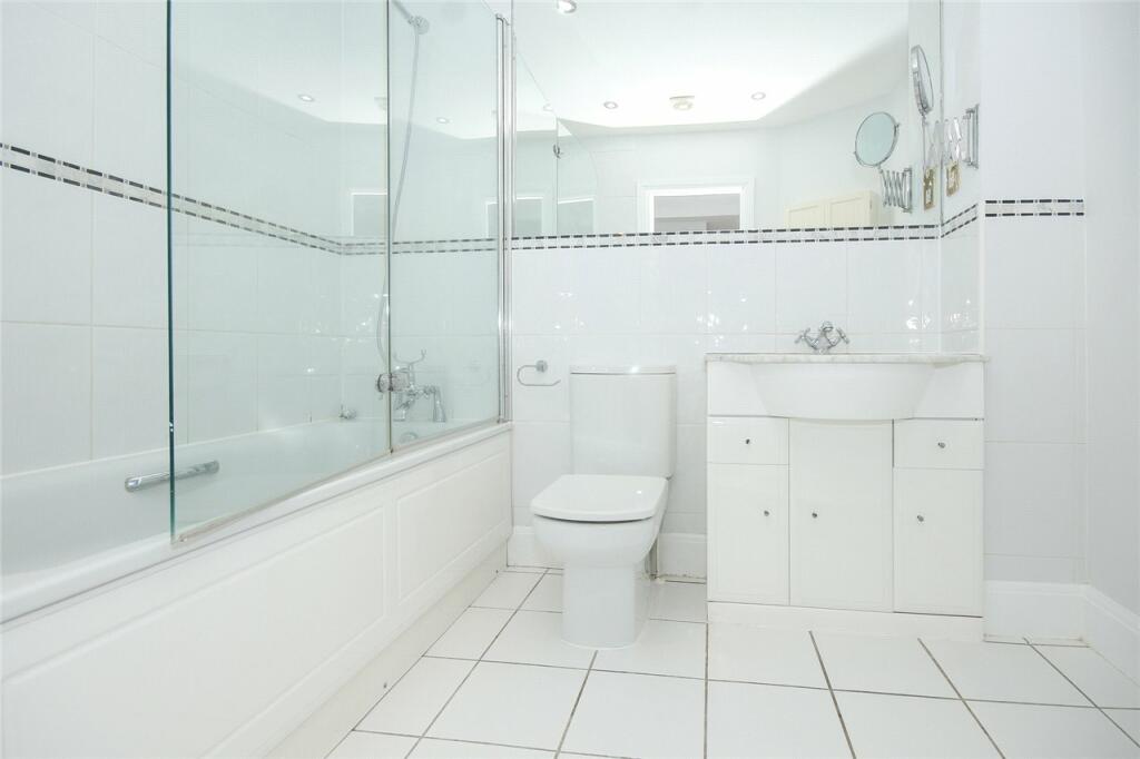 Bedroom One En-Suite