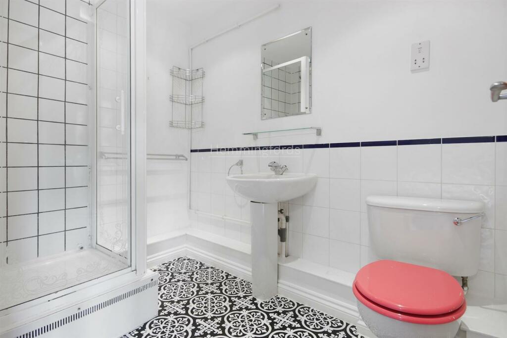 13-b25d77446 - AM - 56 Leeds Court, 201 St. John S