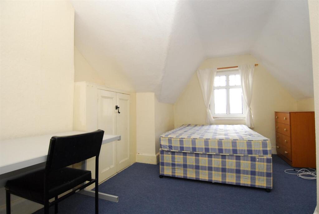 18BedfordPark008.JPG