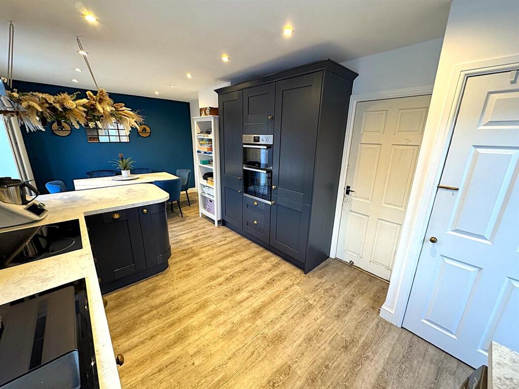 thumbnail_image1 (1).jpg