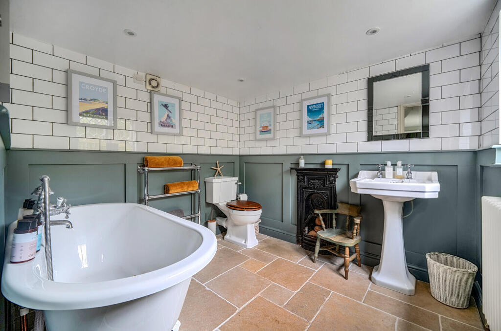 1385596-29-692886...