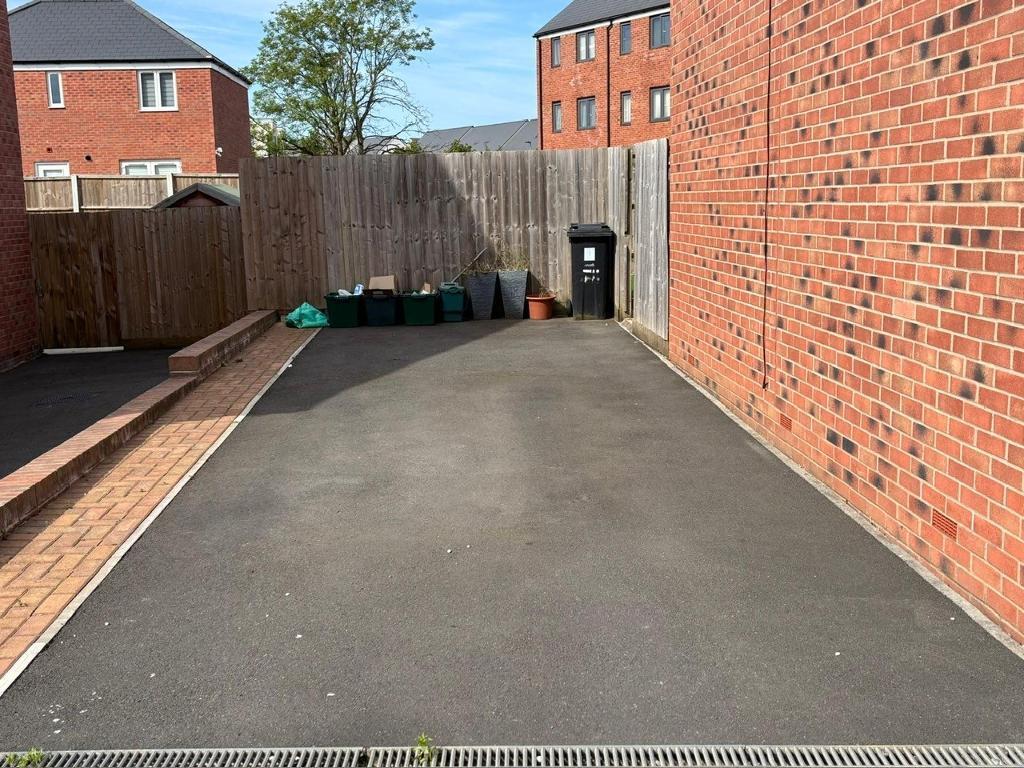 Off Street Parking x 2