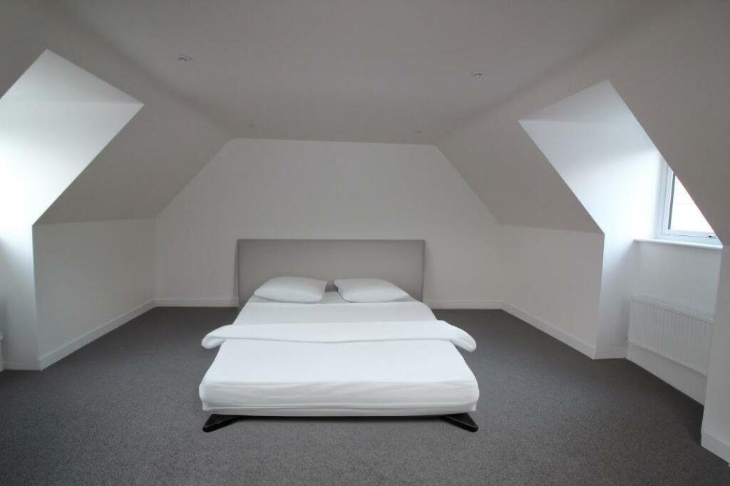 loft room.jpg