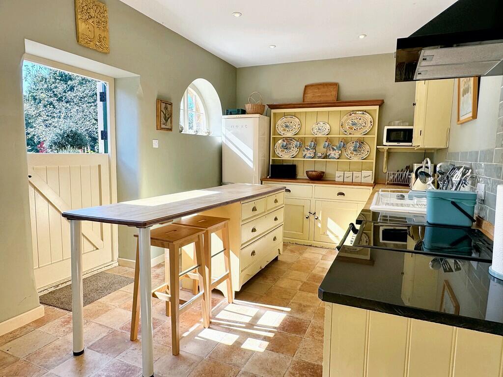 Large Kitchen
