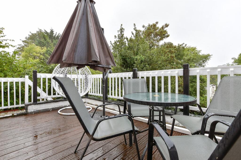 Balcony / Terrace