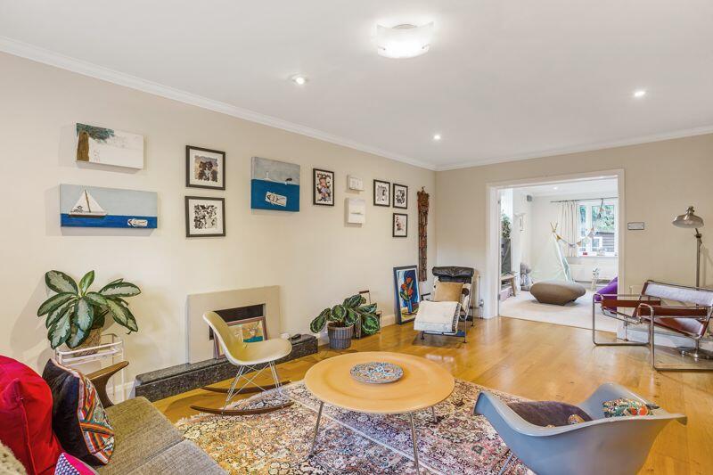 Double reception room