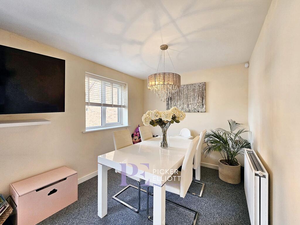 Lounge dining room