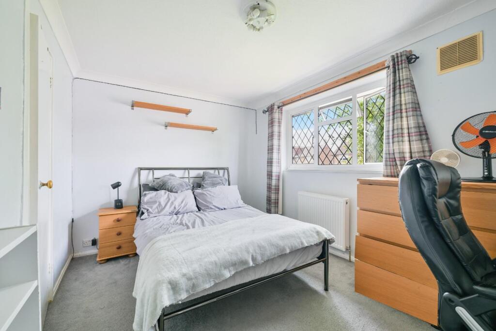 BIDHAMS CRESCENT,  (8).jpg