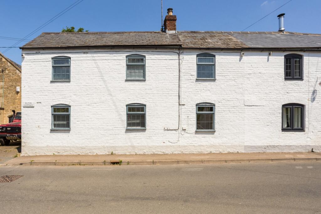 Blythe Cottage 31...