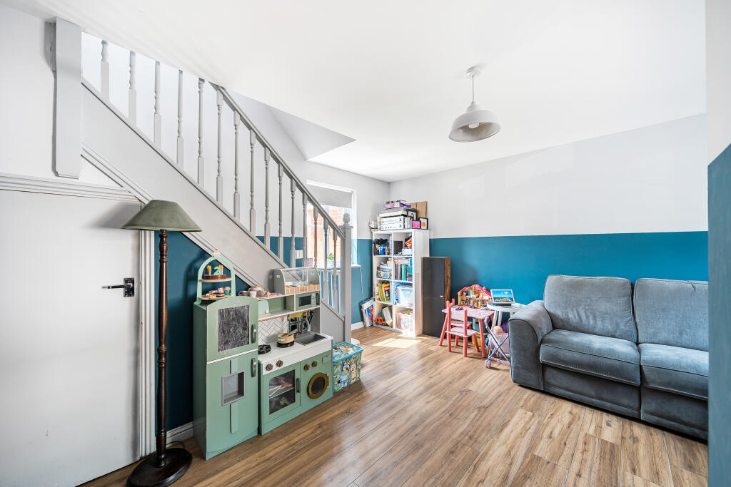 1328273106893a08d520f2