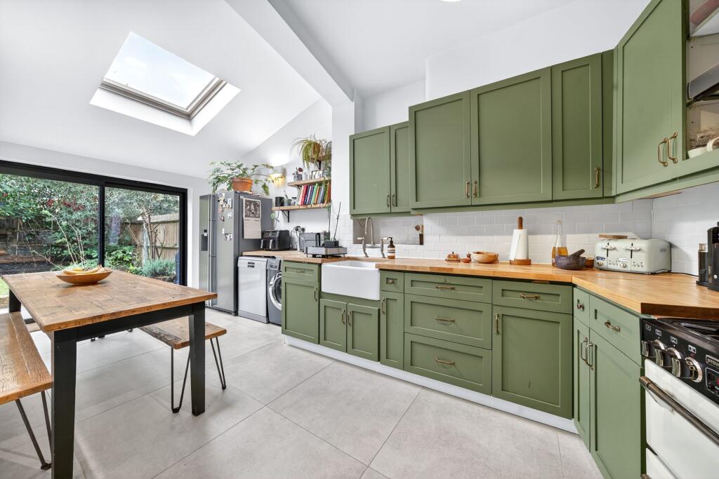 Kitchen &amp; Dining Area