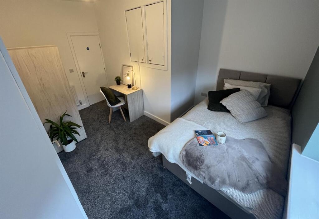 WhatsApp Image 2024-03-18 at 16.03.55.jpeg