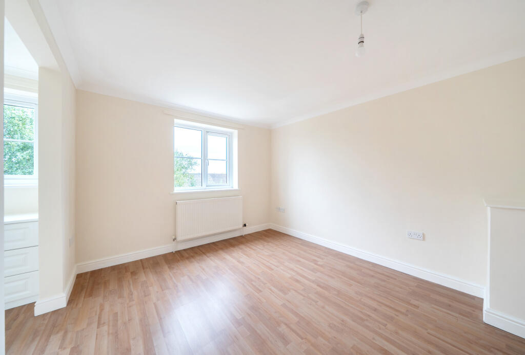 1340461-15-68a357...